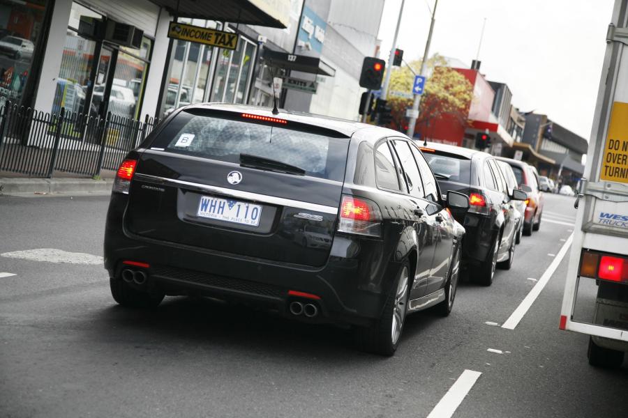  Holden Commodore VE SS Sportwagon 2008 года  (фото 38 из 38)